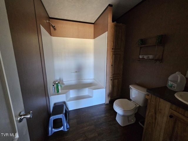 68 Poplar Springs Road, Greeneville, TN 37743