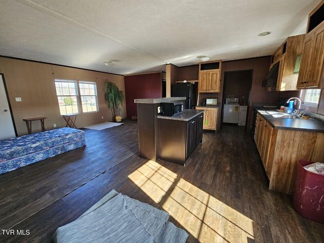 68 Poplar Springs Road, Greeneville, TN 37743