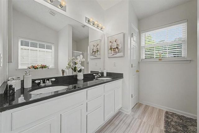 111 Village Trace, Woodstock, GA 30188