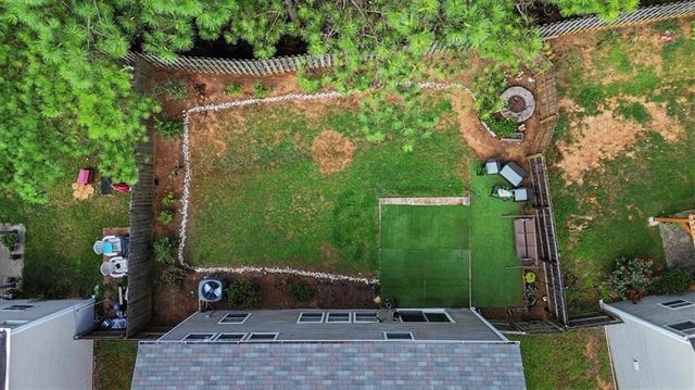 111 Village Trace, Woodstock, GA 30188