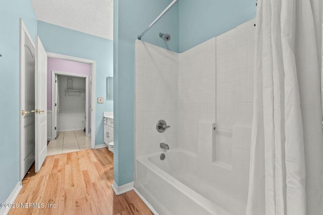 8601 BEACH Boulevard 320, Jacksonville, FL 32216