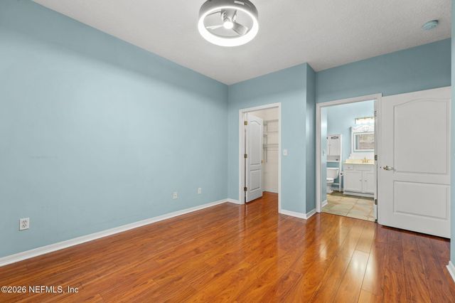 8601 BEACH Boulevard 320, Jacksonville, FL 32216