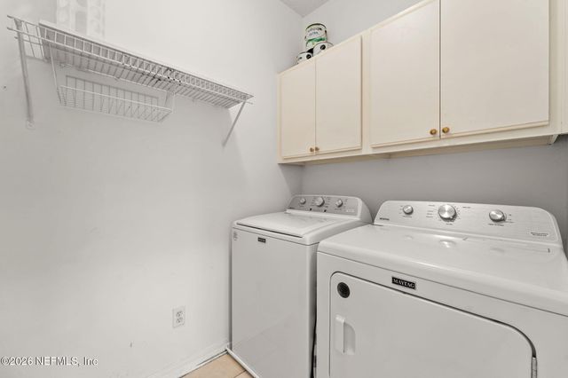 8601 BEACH Boulevard 320, Jacksonville, FL 32216