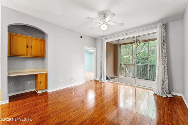 8601 BEACH Boulevard 320, Jacksonville, FL 32216