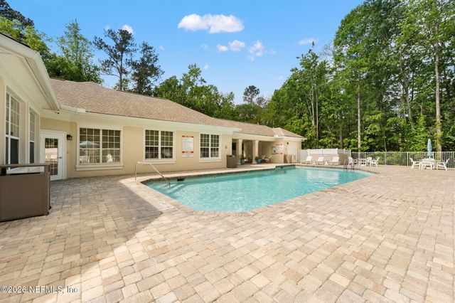 8601 BEACH Boulevard 320, Jacksonville, FL 32216