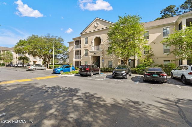 8601 BEACH Boulevard 320, Jacksonville, FL 32216