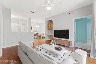 8601 BEACH Boulevard 320, Jacksonville, FL 32216