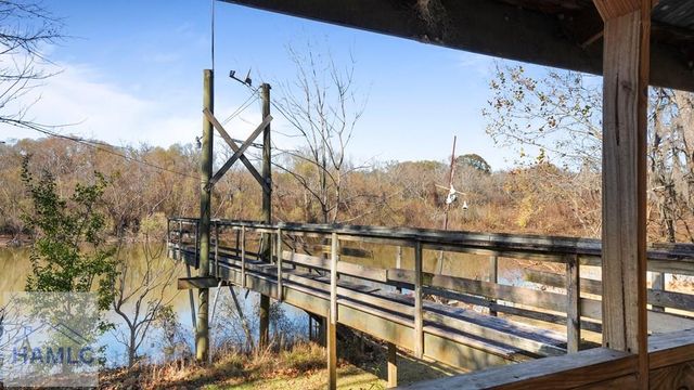 685 Brook Road, Jesup, GA 31545