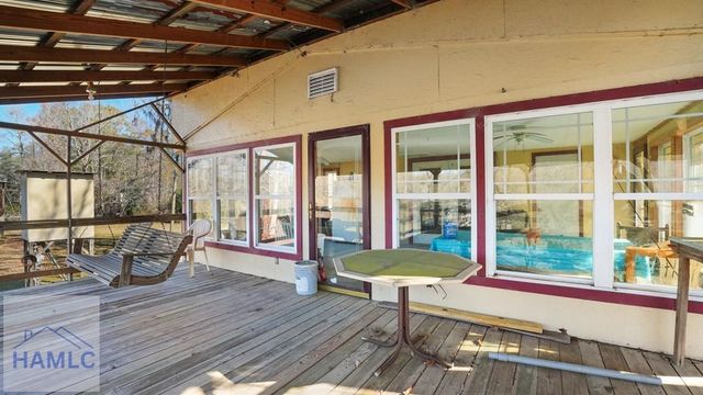 685 Brook Road, Jesup, GA 31545