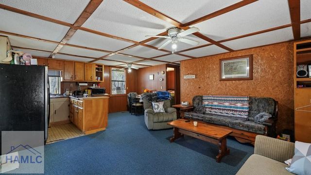 685 Brook Road, Jesup, GA 31545