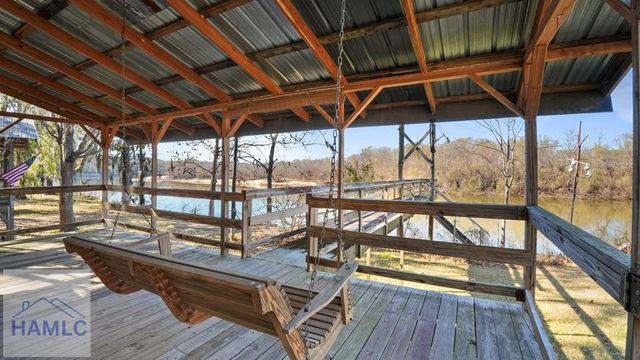 685 Brook Road, Jesup, GA 31545