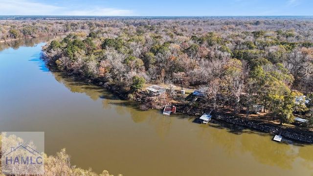 685 Brook Road, Jesup, GA 31545