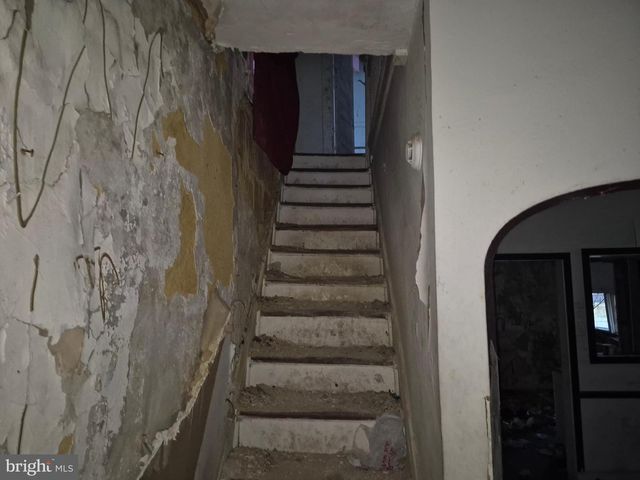 5261 CORDELIA AVE, Baltimore, MD 21215