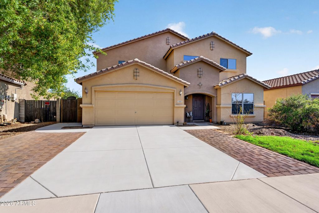 11825 W MOHAVE Street, Avondale, AZ 85323 — photo 2
