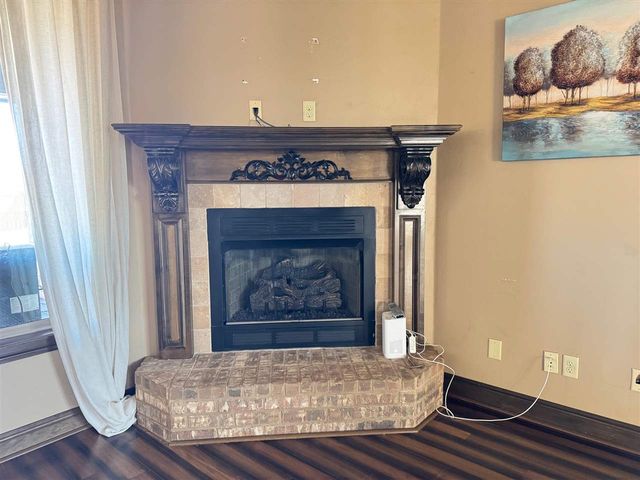 108 London Dr, Elgin, OK 73538