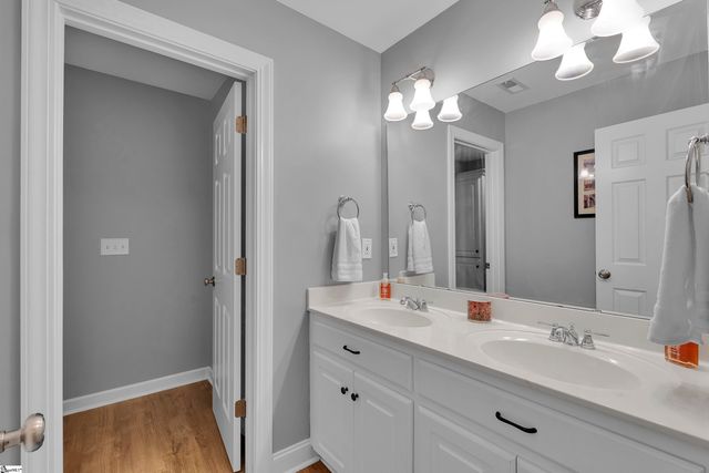 11 Rice Street, Greenville, SC 29605