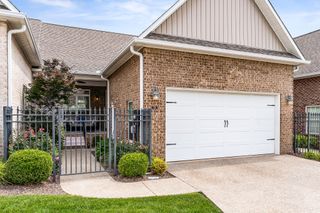 212 Downton Ave, Cookeville, TN 38501