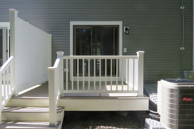 14 Hartshorn Pl 14, Walpole, MA 02081