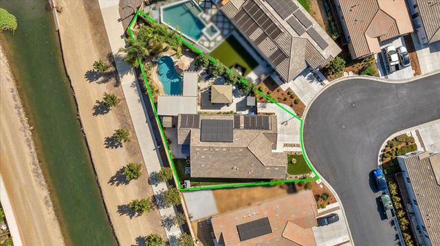 1079 Skylar Lane, Clovis, CA 93619
