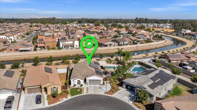 1079 Skylar Lane, Clovis, CA 93619