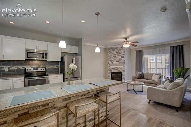 4888 Kerry Lynn View 103, Colorado Springs, CO 80922