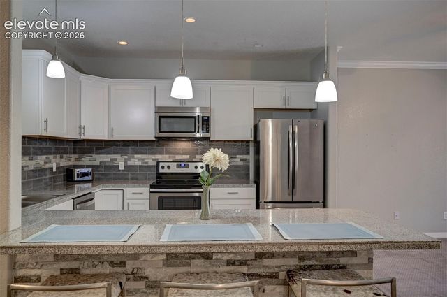 4888 Kerry Lynn View 103, Colorado Springs, CO 80922