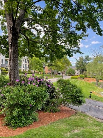 8 Northbrook Dr Unit 803, Manchester, NH 03102