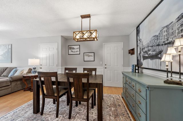 8 Northbrook Dr Unit 803, Manchester, NH 03102