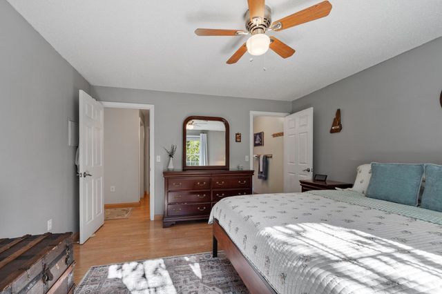 8 Northbrook Dr Unit 803, Manchester, NH 03102