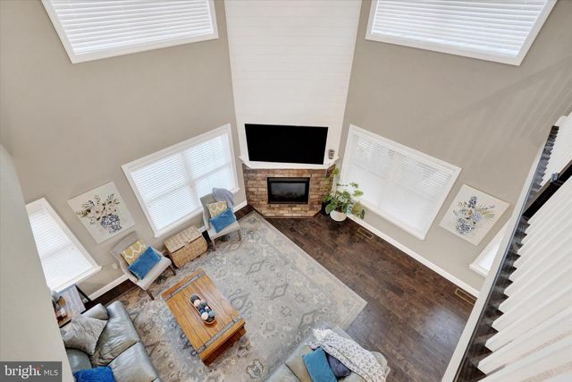 2584 HEPPLEWHITE DR, York, PA 17404