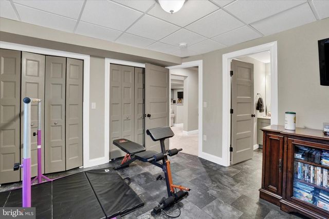 2584 HEPPLEWHITE DR, York, PA 17404