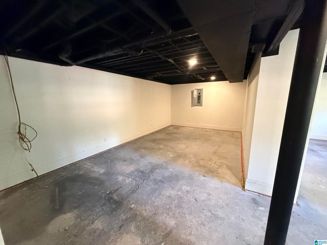 1305 WESTMINSTER PLACE, Birmingham, AL 35235