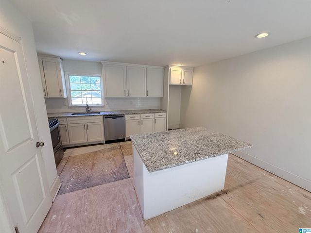 1305 WESTMINSTER PLACE, Birmingham, AL 35235