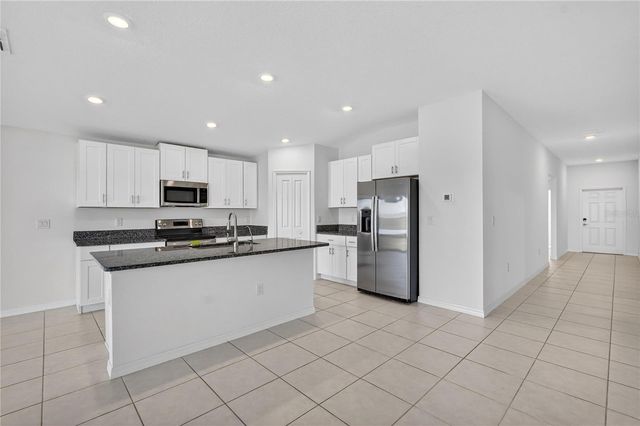 8598 PARSONS HILL BOULEVARD, Wesley Chapel, FL 33545