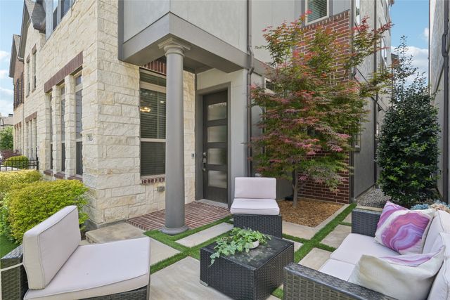 7024 Mistflower Lane, Dallas, TX 75231