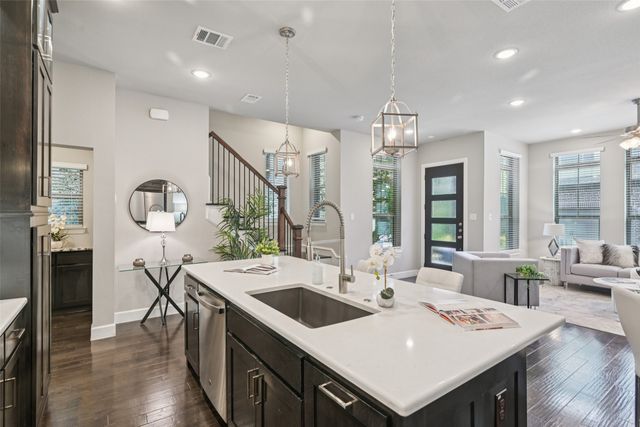 7024 Mistflower Lane, Dallas, TX 75231