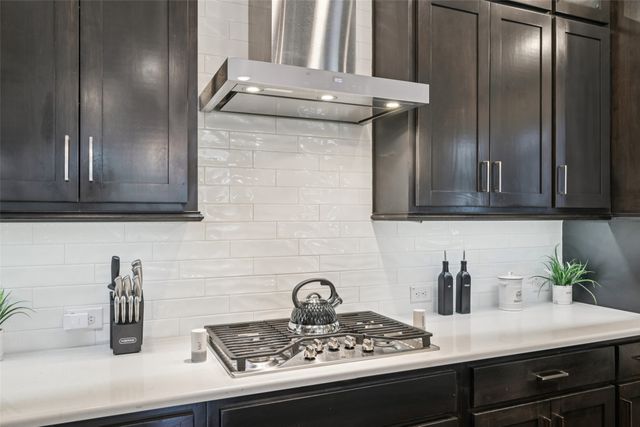 7024 Mistflower Lane, Dallas, TX 75231