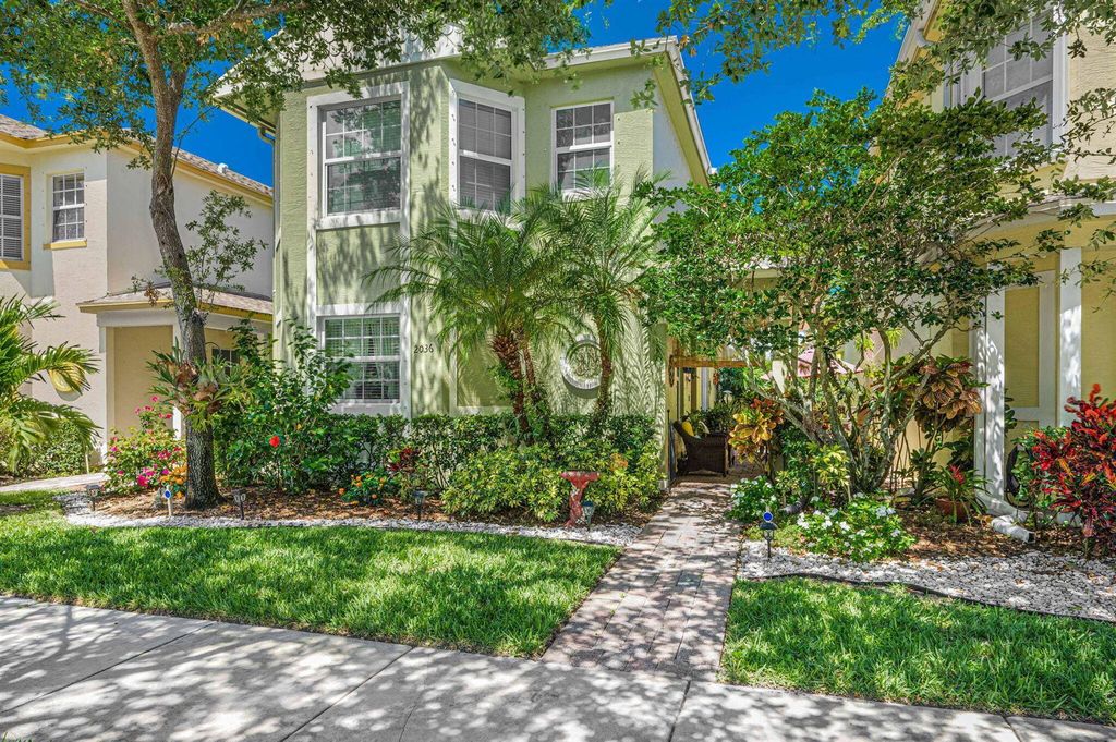 2036 SE Avon Park Drive, Port St Lucie, FL 34952