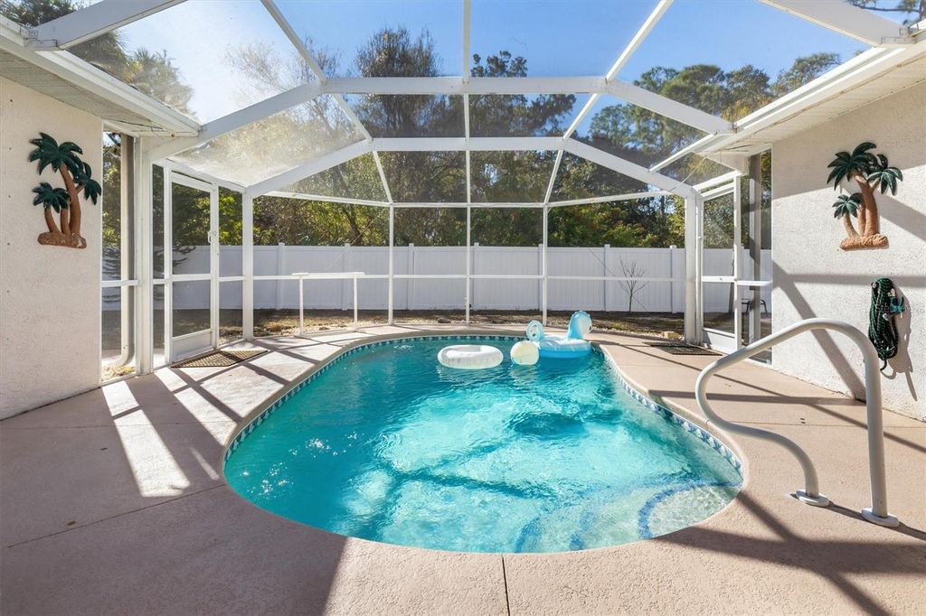 Image 3 of property listing at 3707 GIBLIN DRIVE, North Port, FL 34286