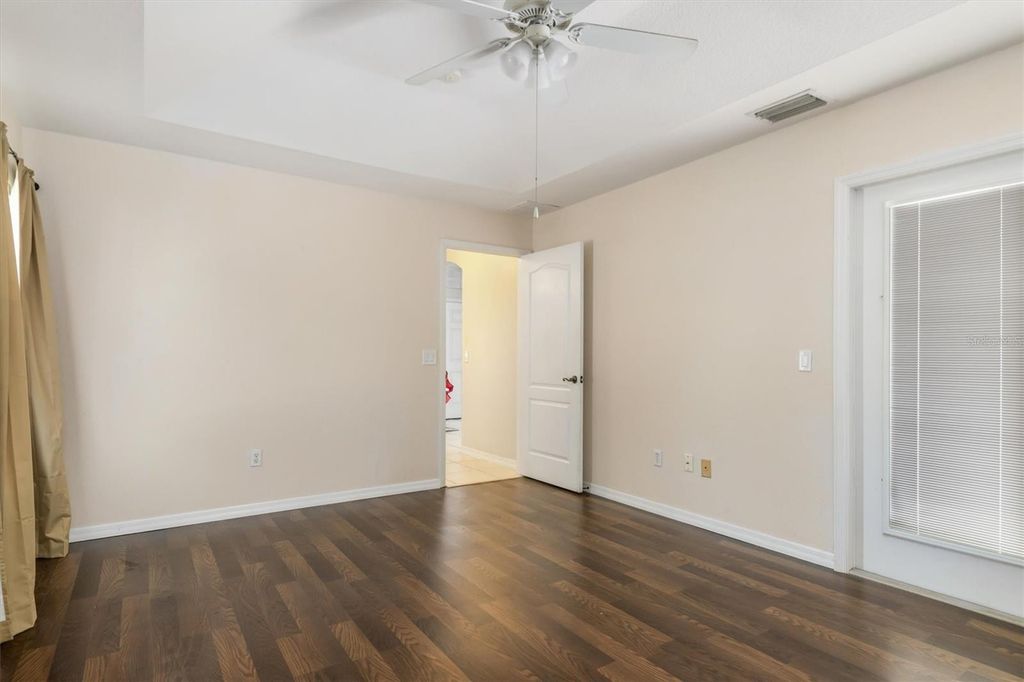 Image 29 of property listing at 3707 GIBLIN DRIVE, North Port, FL 34286