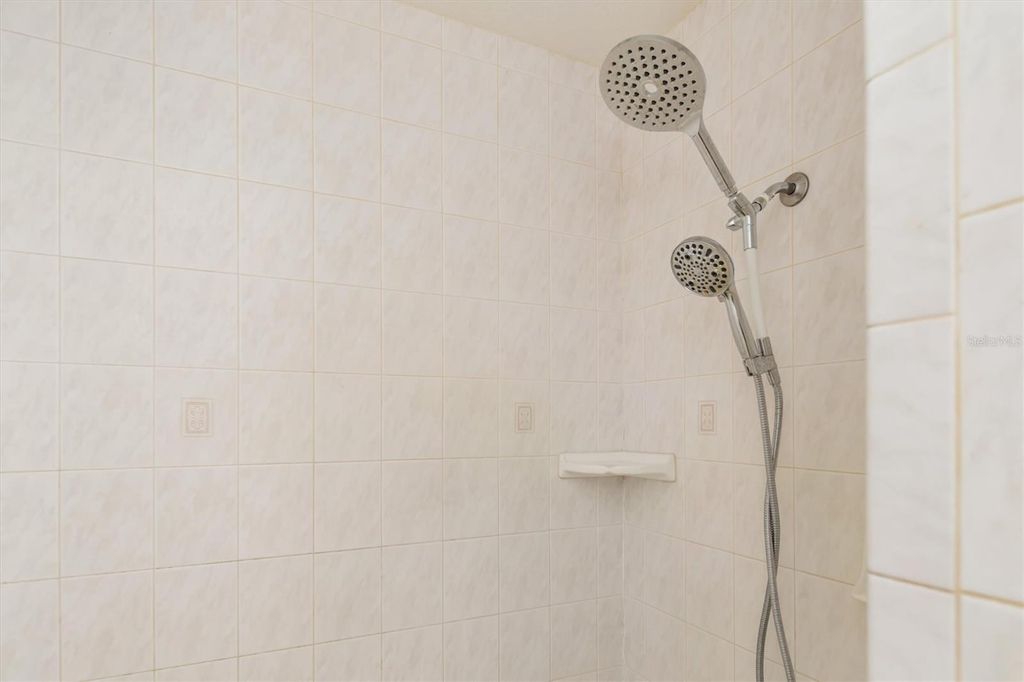 Image 33 of property listing at 3707 GIBLIN DRIVE, North Port, FL 34286