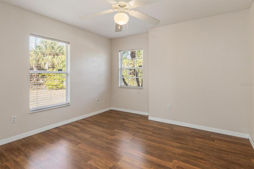 Image 34 of property listing at 3707 GIBLIN DRIVE, North Port, FL 34286