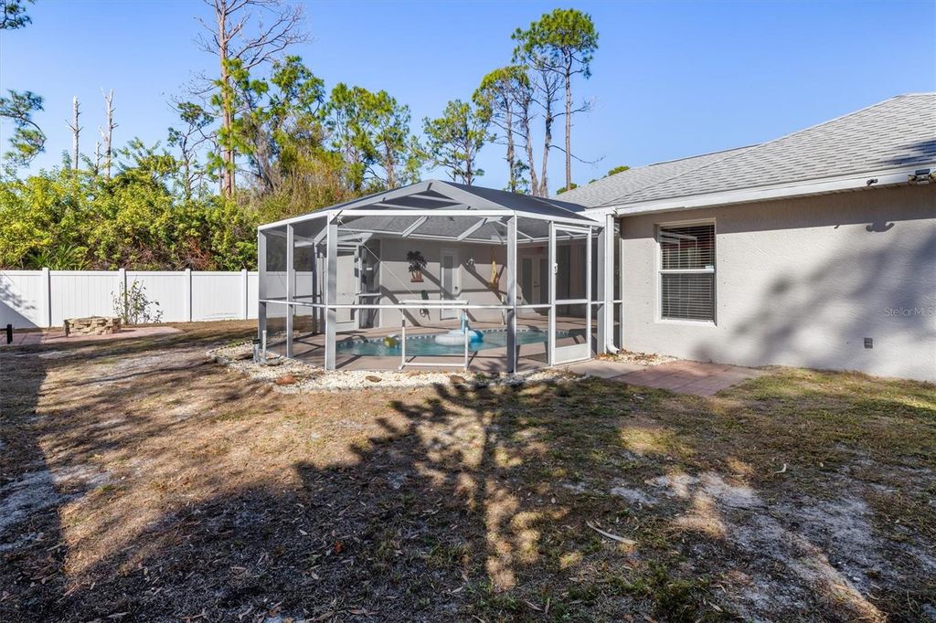 Image 47 of property listing at 3707 GIBLIN DRIVE, North Port, FL 34286