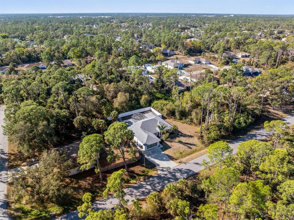 Image 51 of property listing at 3707 GIBLIN DRIVE, North Port, FL 34286