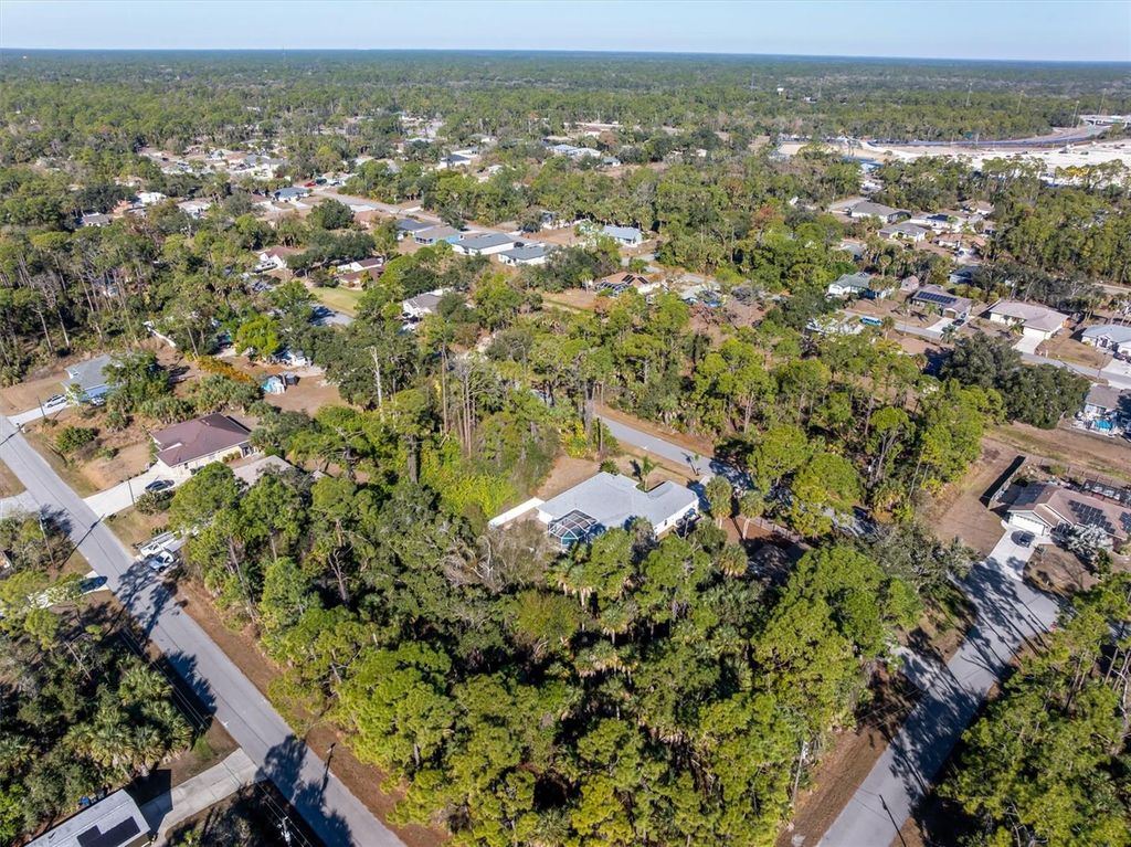 Image 52 of property listing at 3707 GIBLIN DRIVE, North Port, FL 34286