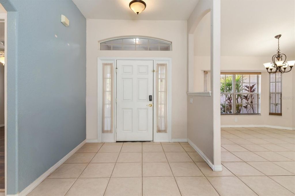 Image 8 of property listing at 3707 GIBLIN DRIVE, North Port, FL 34286