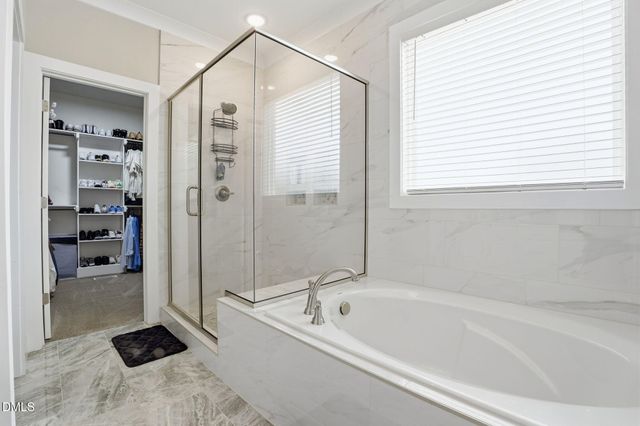 4240 Marsh Vw Lane, Zebulon, NC 27597