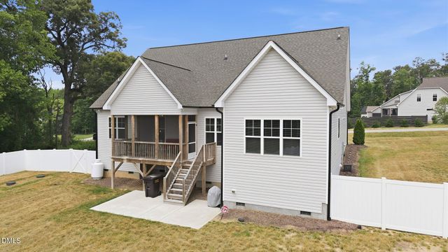 4240 Marsh Vw Lane, Zebulon, NC 27597