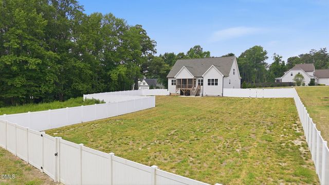 4240 Marsh Vw Lane, Zebulon, NC 27597