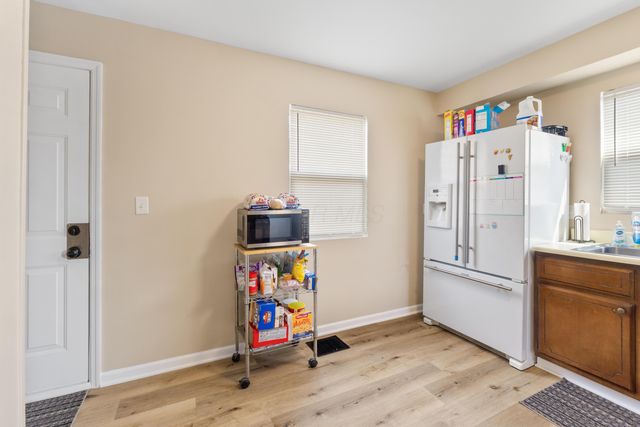 876 Lenore Avenue, Columbus, OH 43224